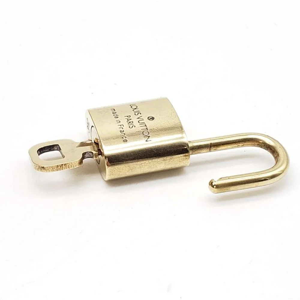 100% Authentic Louis Vuitton Gold Brash 1 Lock and 1 Key